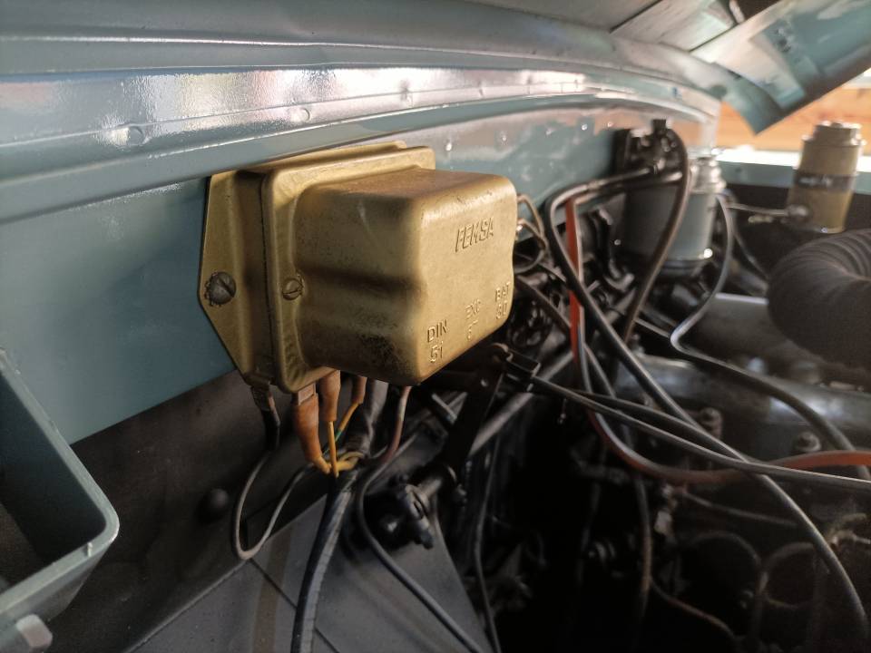 Bild 5/37 von Land Rover 109 (1978)
