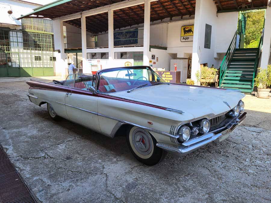 Image 19/44 of Oldsmobile 98 Convertible (1959)