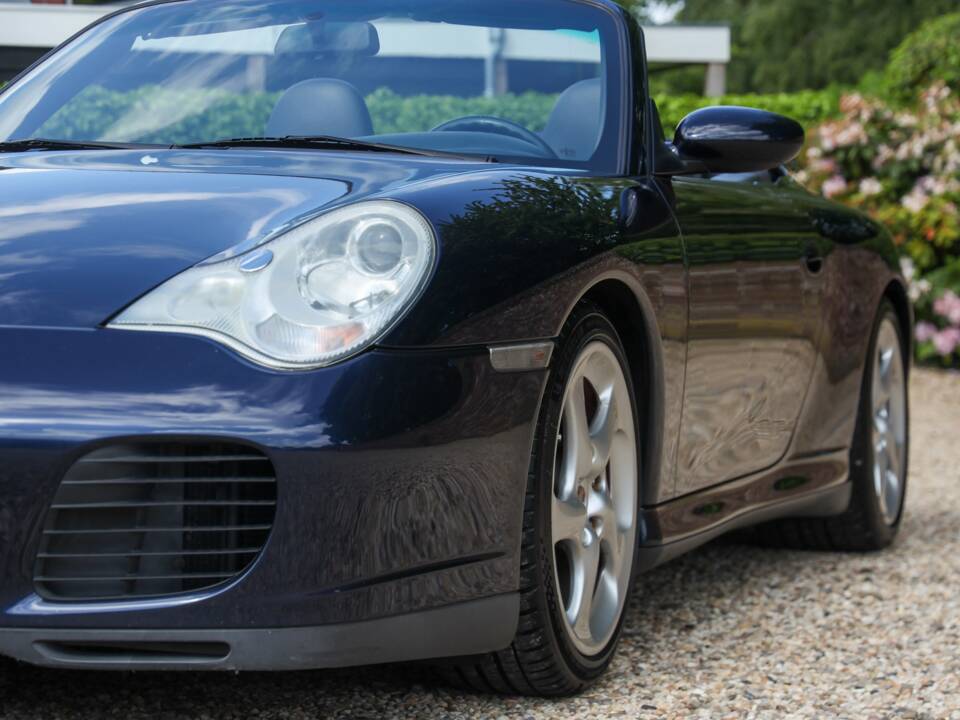Image 50/50 of Porsche 911 Carrera 4S (2004)