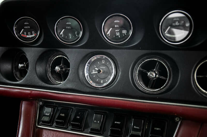 Image 18/29 of Jensen Interceptor MK III (1973)