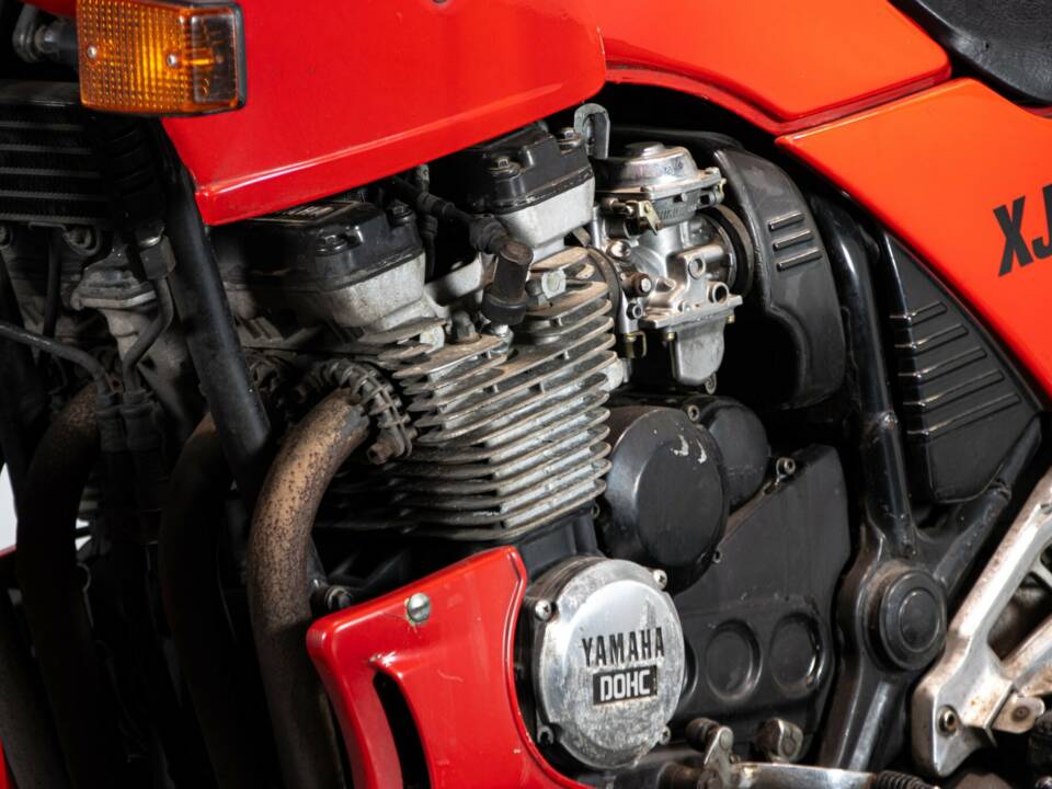 Image 29/50 of Yamaha XJ 600 (1984)