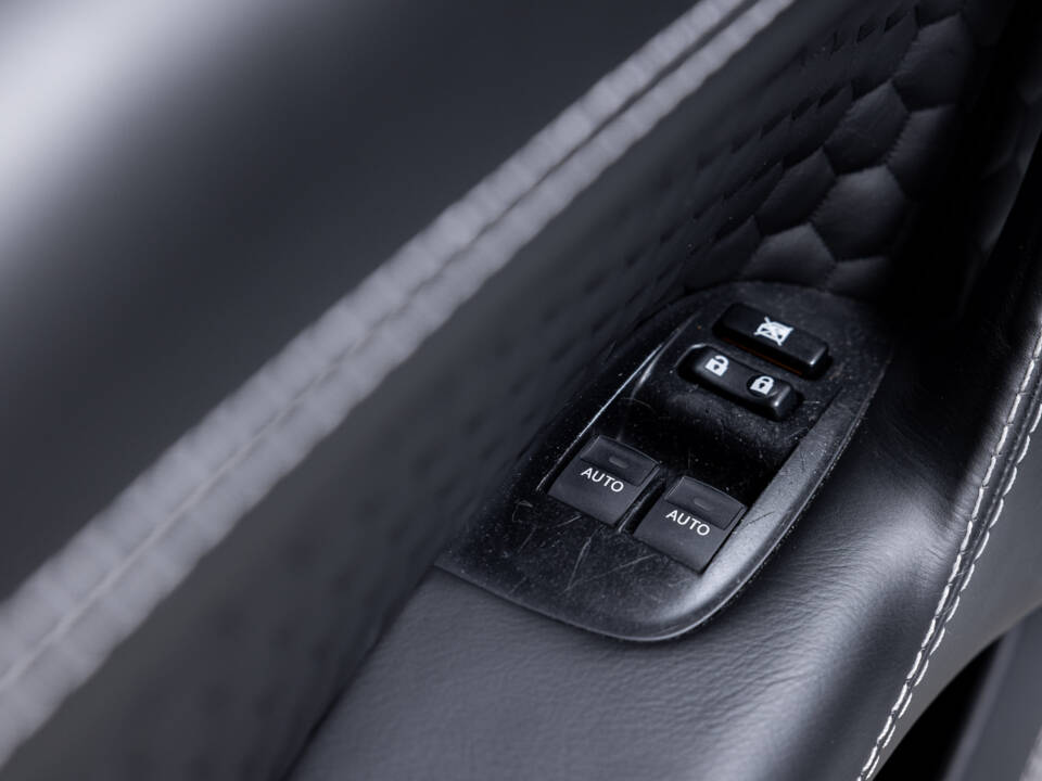 Bild 8/32 von Aston Martin Cygnet (2012)