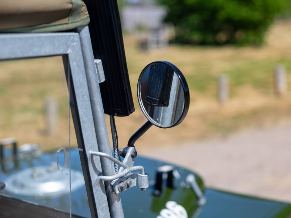 Bild 33/50 von Land Rover 80 (1948)