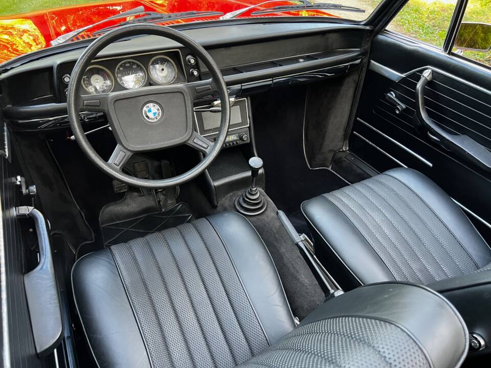Image 89/142 of BMW 1600 Convertible (1970)