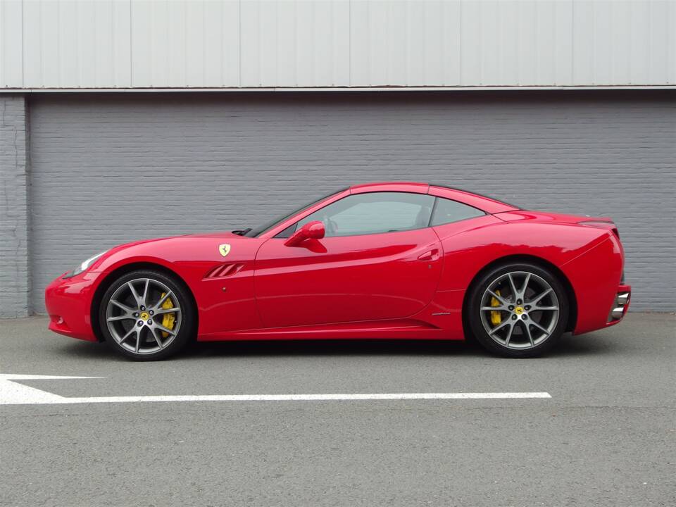 Immagine 6/98 di Ferrari California 30 (2013)
