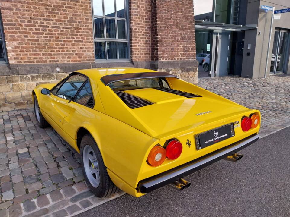 Image 19/53 of Ferrari 308 GTB (1979)