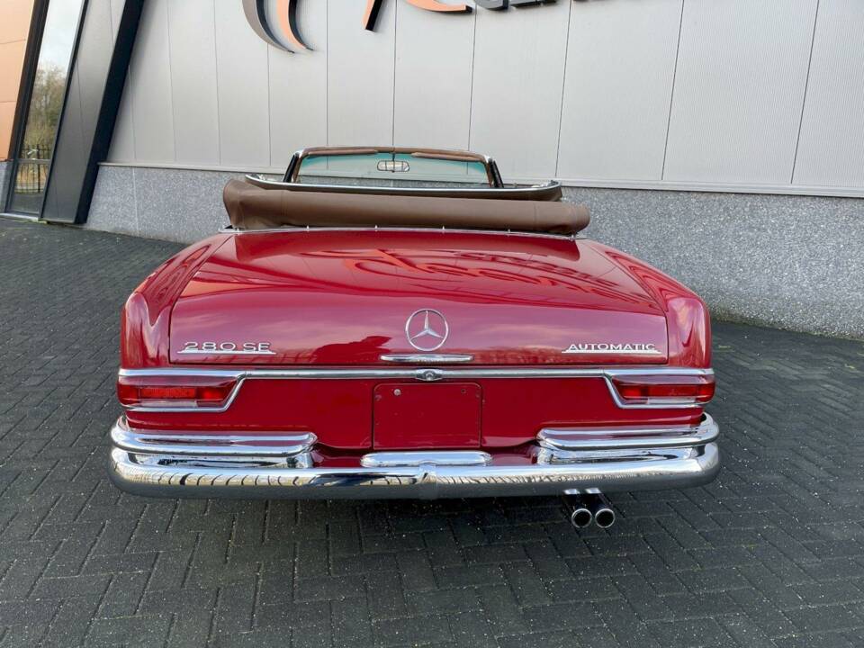 Image 10/36 of Mercedes-Benz 280 SE (1969)