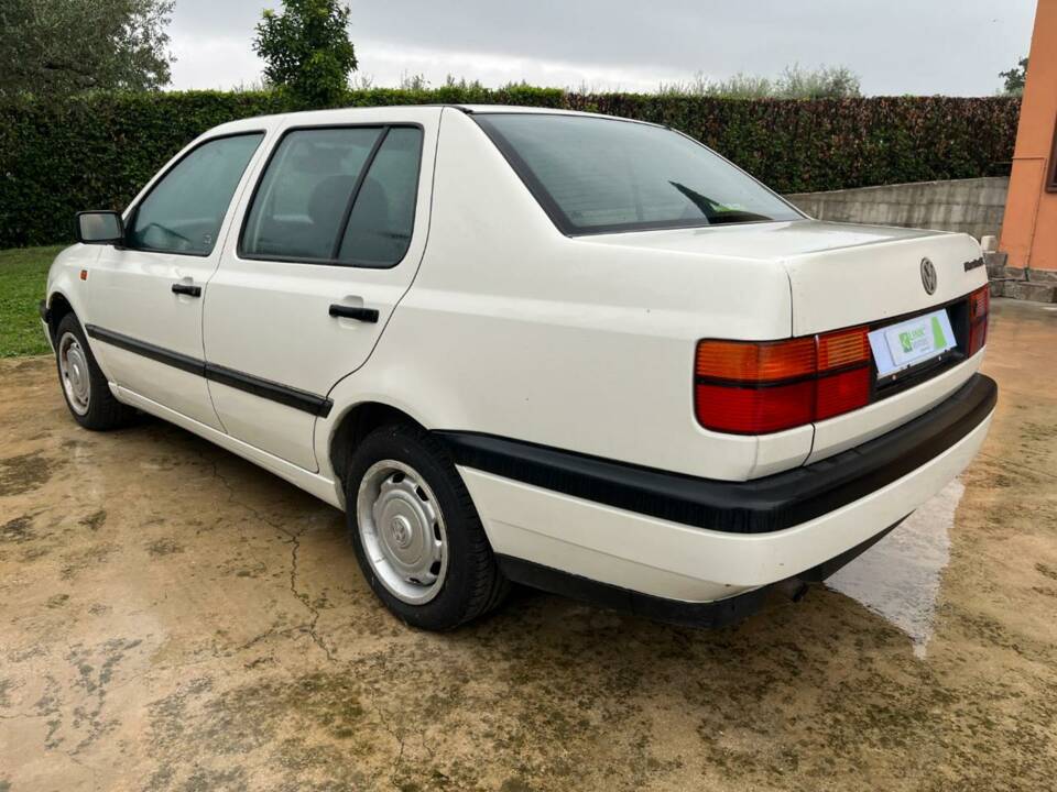Image 7/22 of Volkswagen Jetta III 1,8 (1993)