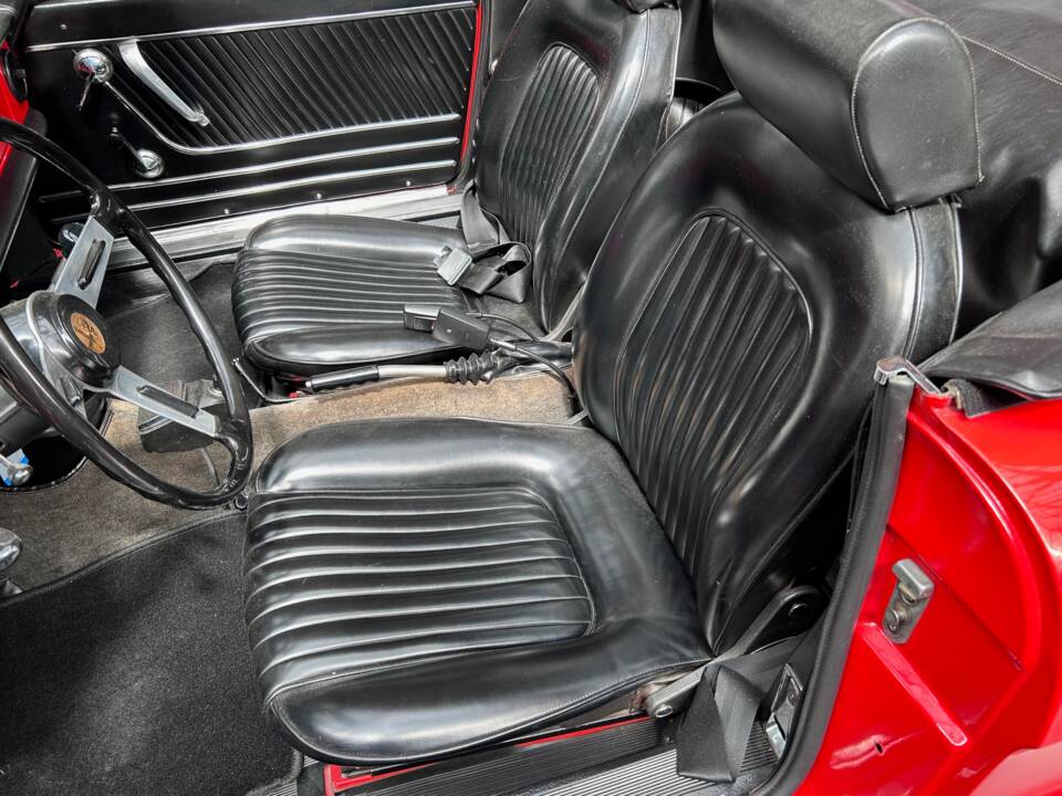 Immagine 12/30 di Alfa Romeo 1600 Spider Duetto (1966)