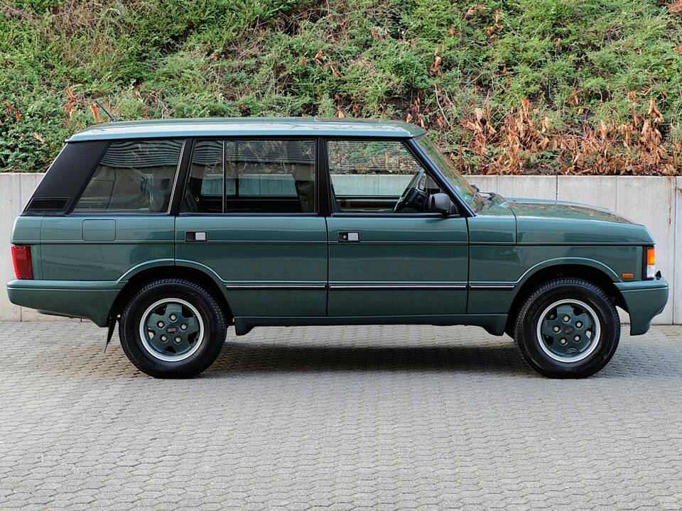 Image 4/63 of Land Rover Range Rover Classic Vogue LSEi (1993)