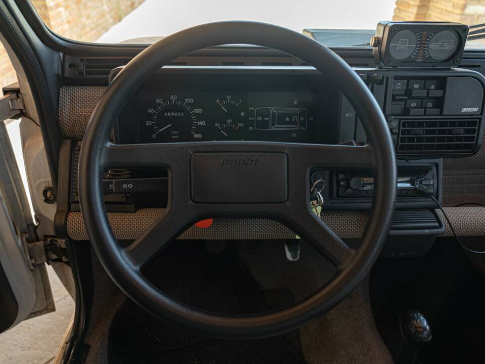 Afbeelding 41/50 van FIAT Panda 4x4 1,0 (1986)