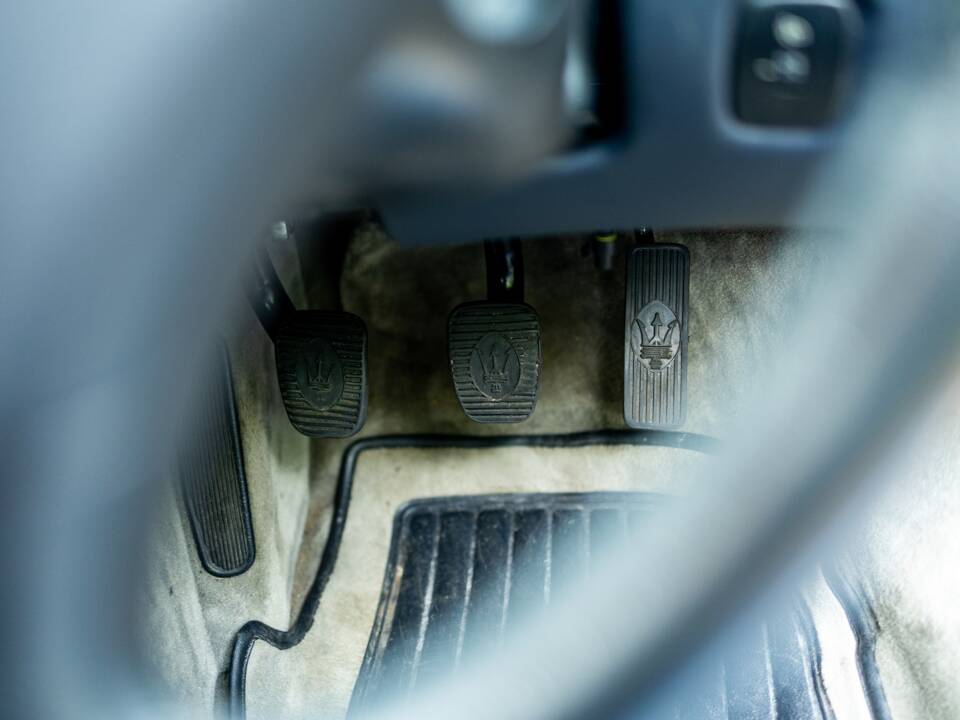 Bild 32/50 von Maserati 3200 GT (1999)