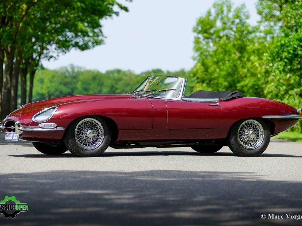 Afbeelding 22/57 van Jaguar E-Type 3.8 (1964)