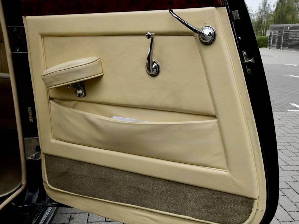 Bild 42/50 von Rolls-Royce Silver Dawn (1954)