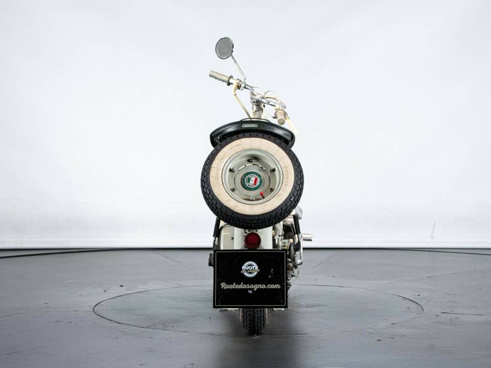 Immagine 7/50 di Innocenti Lambretta 150 D (1956)