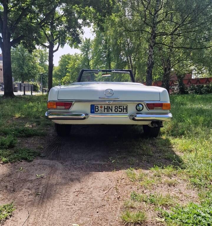 Image 4/100 de Mercedes-Benz 250 SL (1967)