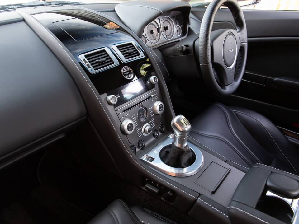 Bild 6/79 von Aston Martin V12 Vantage (2011)
