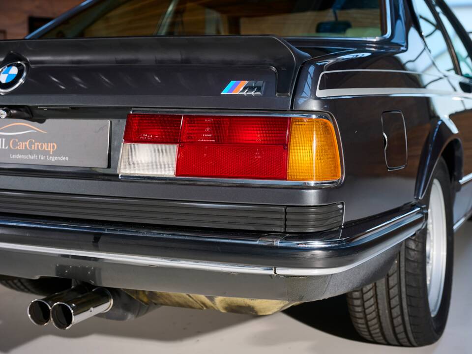 Bild 38/40 von BMW M 635 CSi (1984)