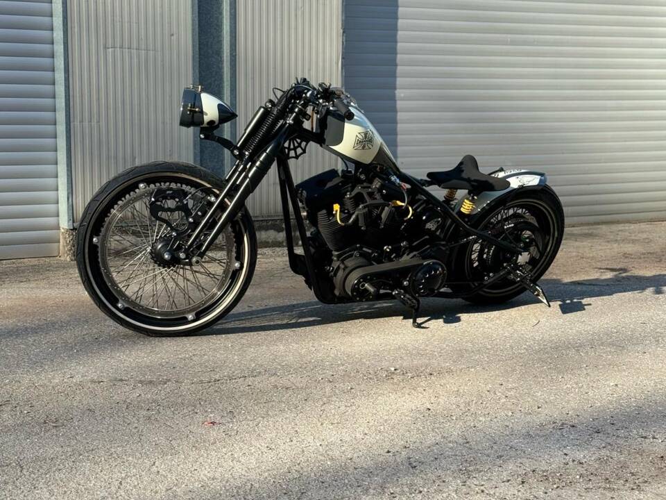 Imagen 1/60 de Harley-Davidson DUMMY (2017)