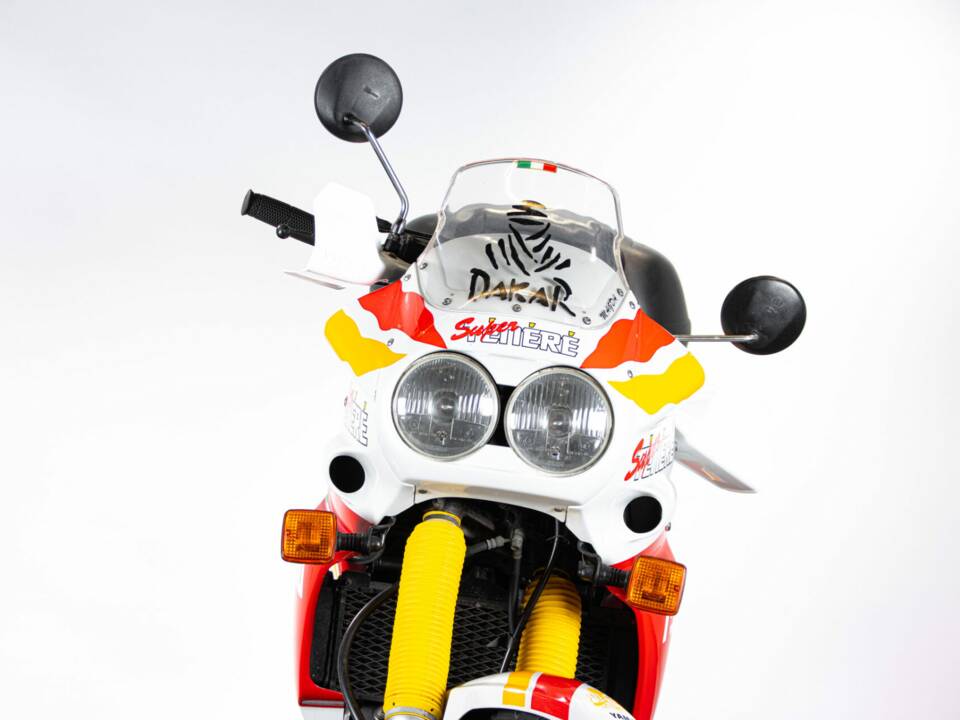 Image 23/35 de Yamaha XTZ 750 Super Ténéré (1989)