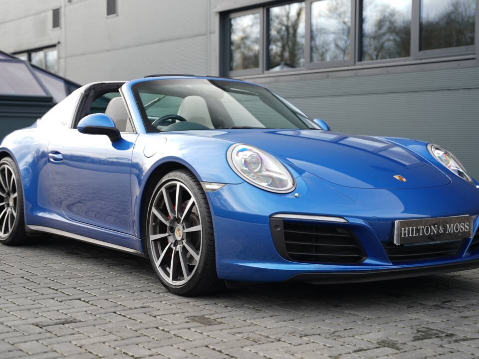 Bild 22/50 von Porsche 911 Carrera 4S (2017)