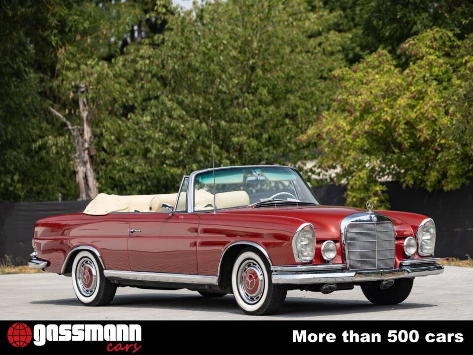 Image 3/15 of Mercedes-Benz 250 SE (1966)