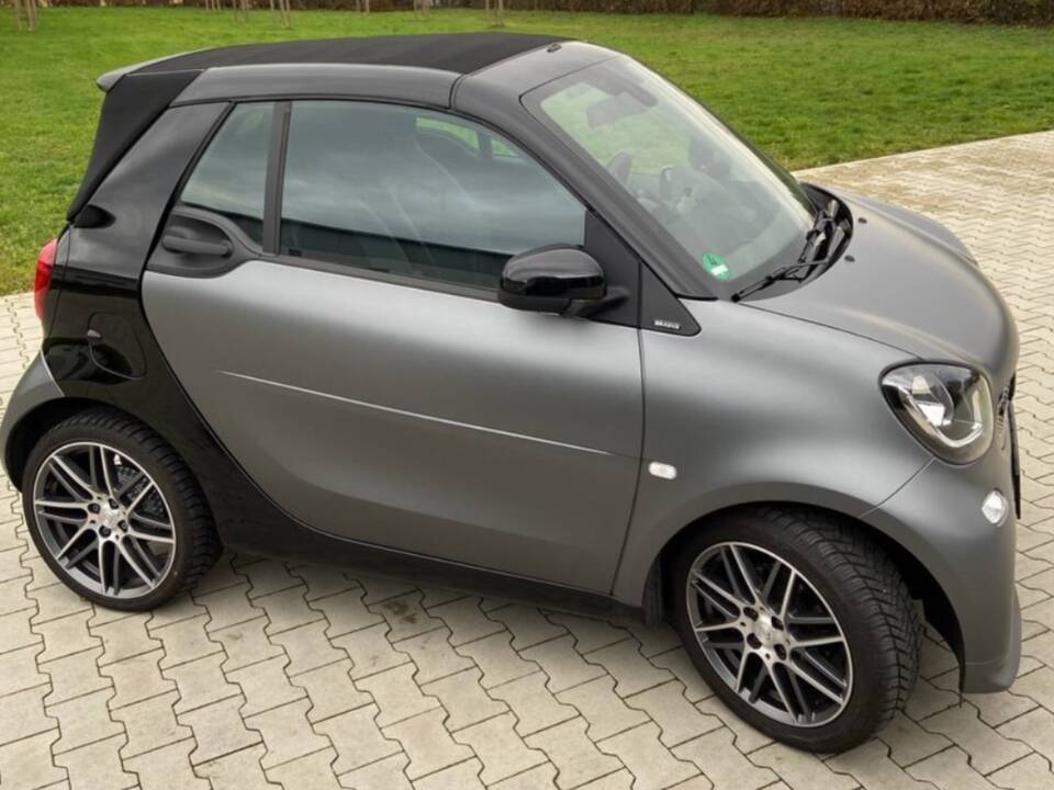 Immagine 2/11 di Smart Fortwo Brabus (2017)