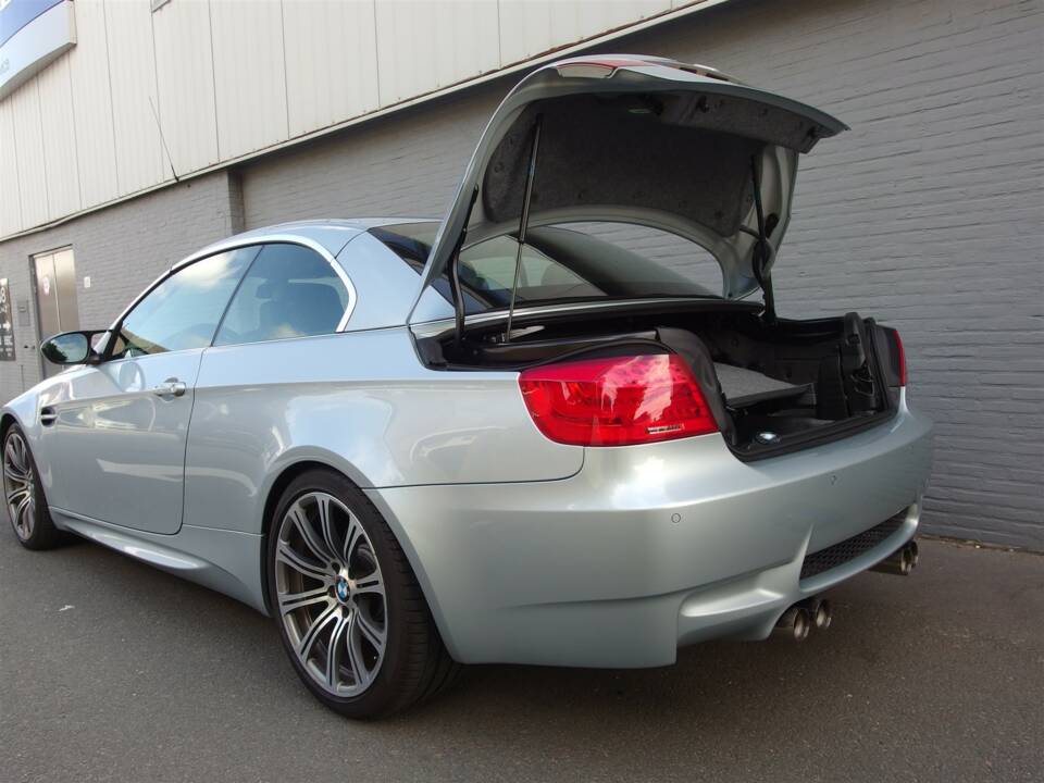 Image 67/98 de BMW M3 (2011)