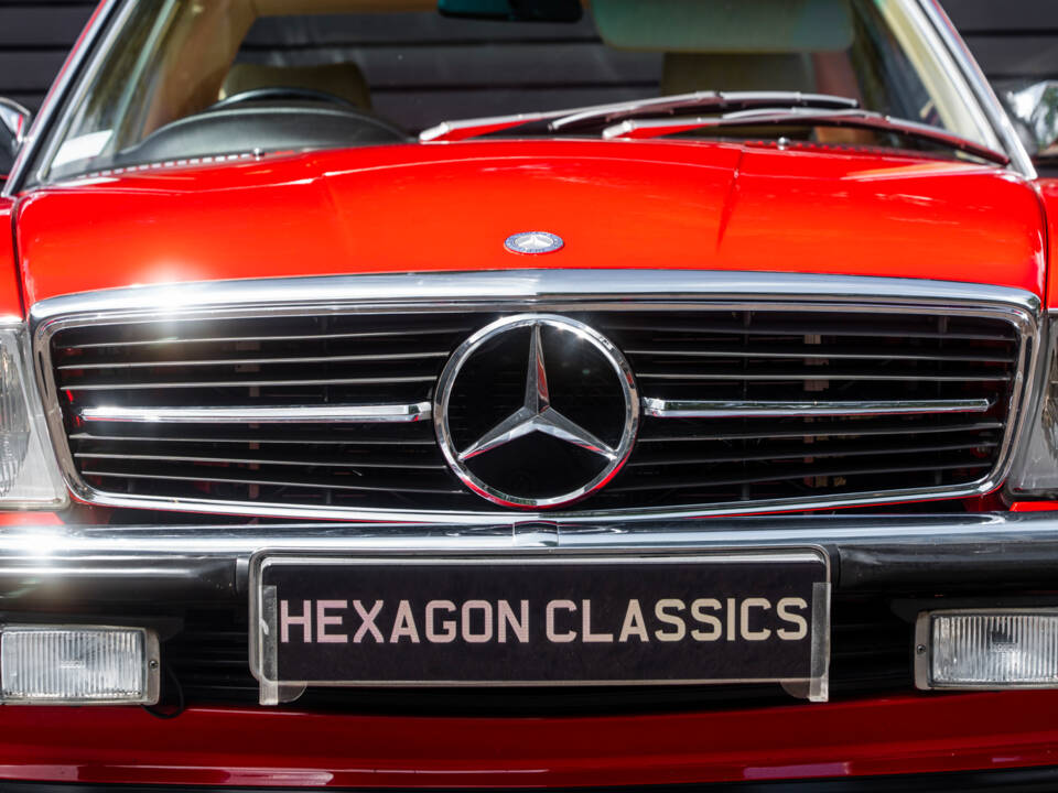 Image 13/59 of Mercedes-Benz 300 SL (1989)