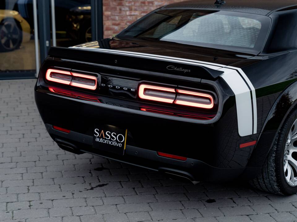 Image 39/86 of Dodge Challenger SRT "Black Ghost" (2023)