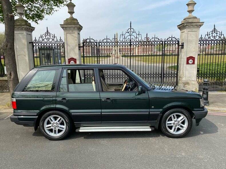 Image 4/50 de Land Rover Range Rover 4.6 Vogue (2001)