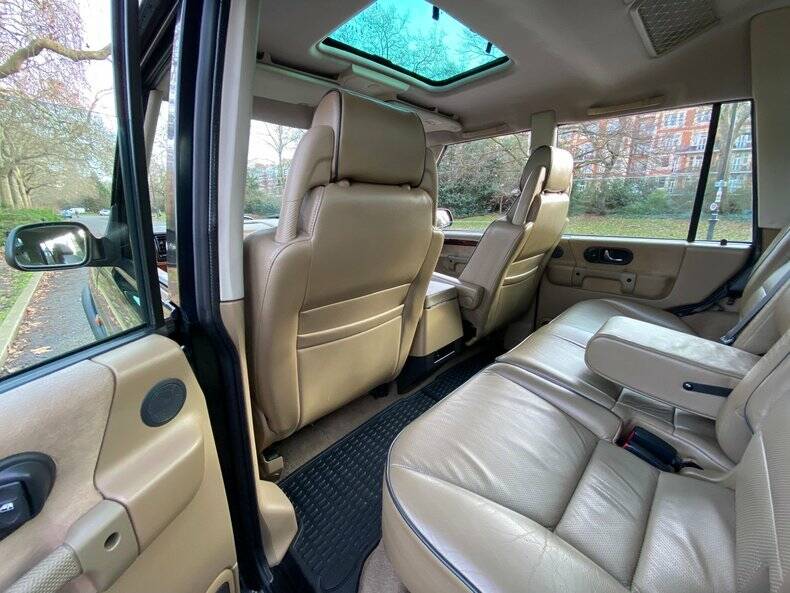 Imagen 31/50 de Land Rover Discovery 4.0 HSE (1998)