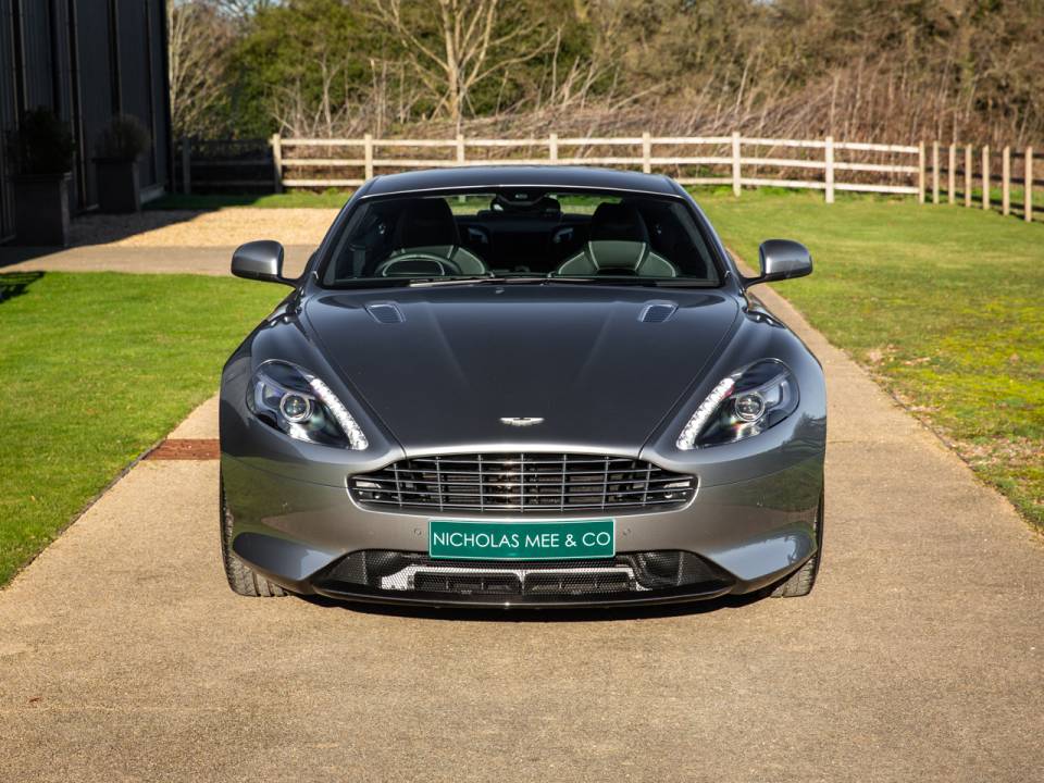 Image 10/50 of Aston Martin DB 9 GT &quot;Bond Edition&quot; (2015)