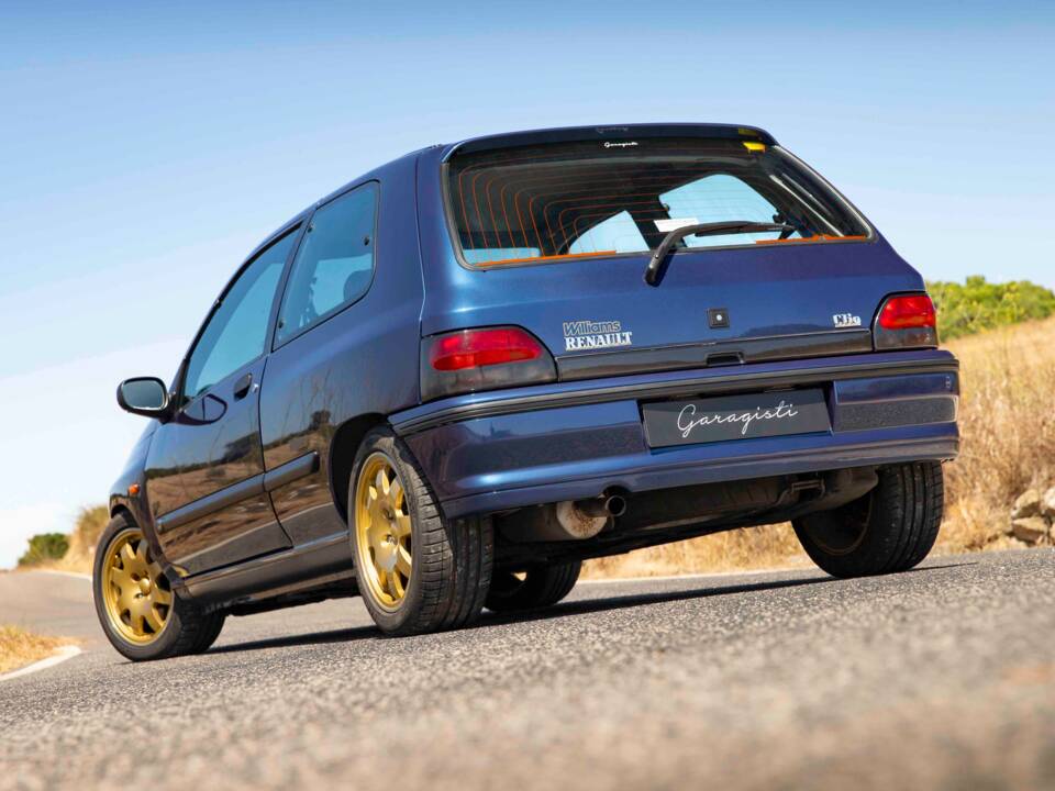 Image 31/87 of Renault Clio Williams (1994)