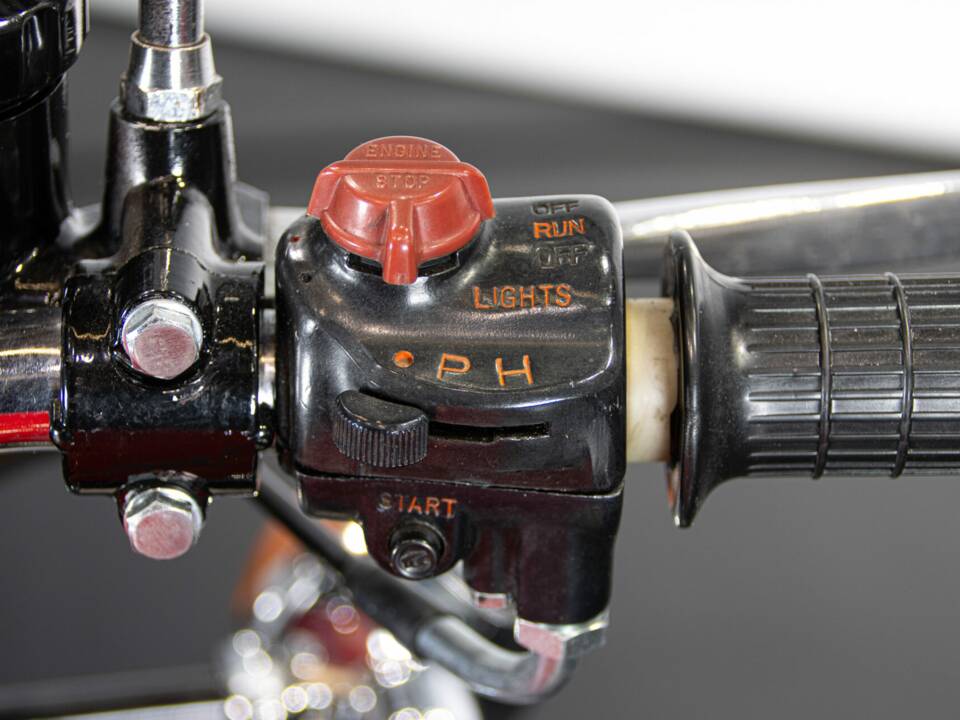 Imagen 48/50 de Honda CB 400 Four (1975)