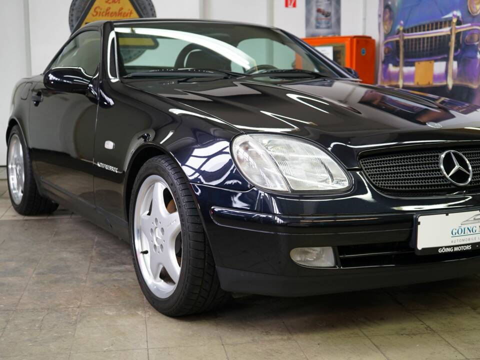 Bild 3/36 von Mercedes-Benz SLK 230 Kompressor (1999)