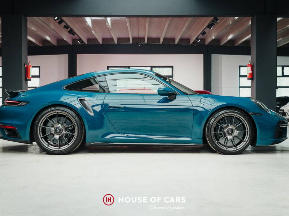 Imagen 5/25 de Porsche 911 Turbo "50 Years" (2024)