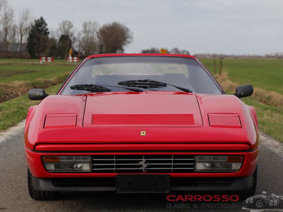 Bild 8/44 von Ferrari 328 GTS (1987)