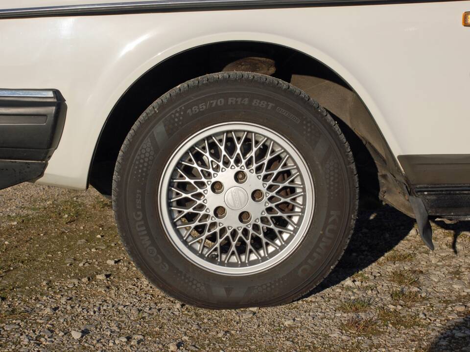 Afbeelding 4/45 van Volvo 245 GL (1991)