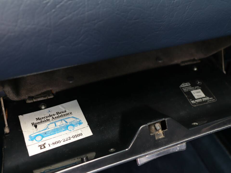 Image 33/50 de Mercedes-Benz 560 SL (1988)