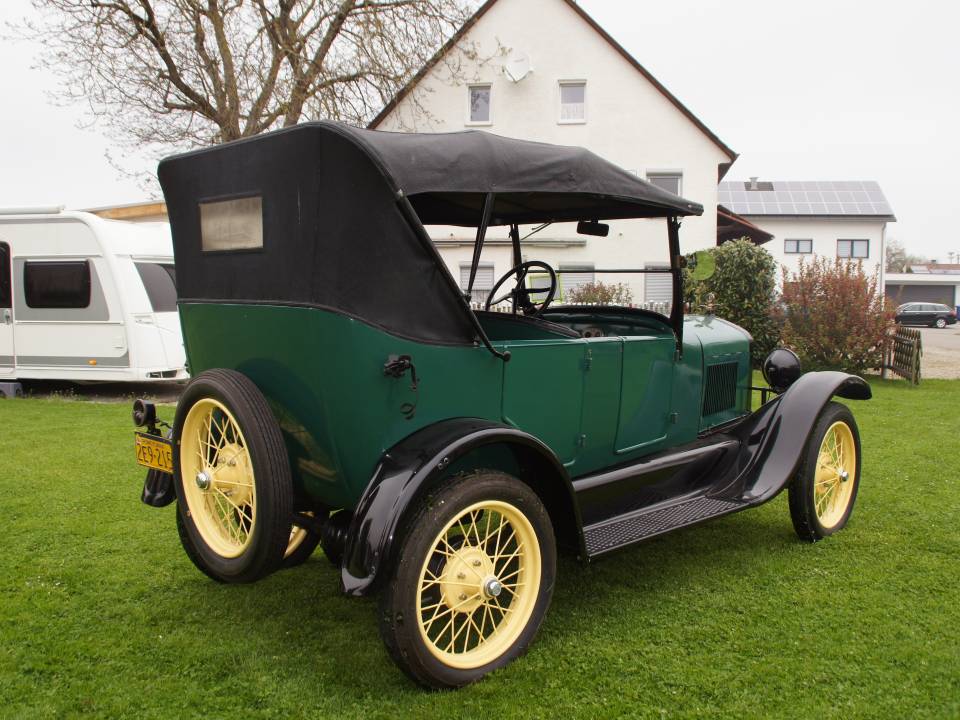Image 3/13 de Ford Modell T Touring (1927)