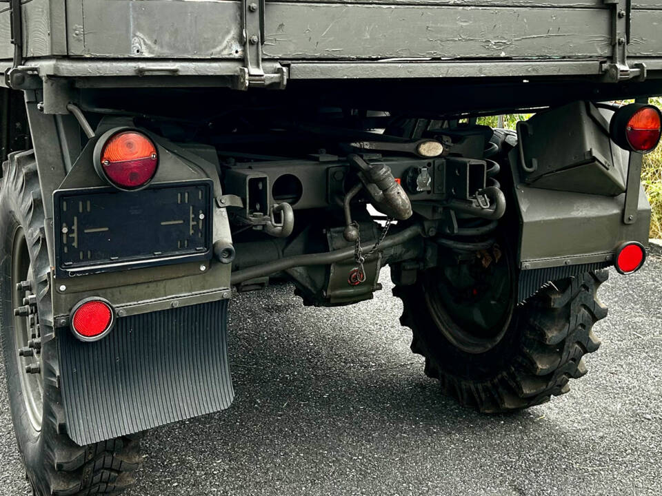 Image 9/10 de Mercedes-Benz Unimog 411 (1967)