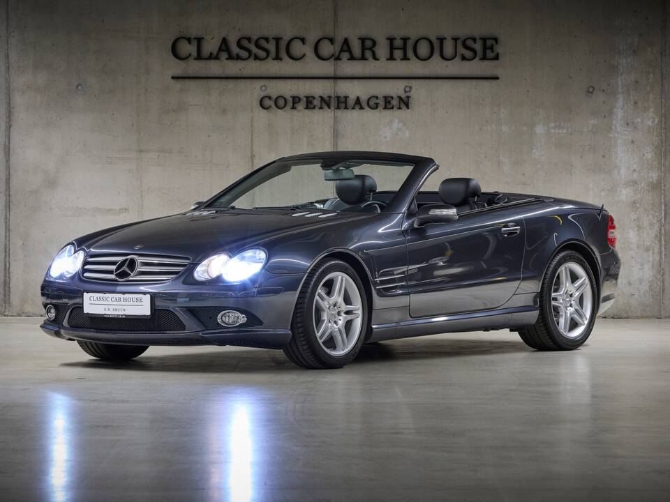 Image 2/99 de Mercedes-Benz SL 550 (2007)