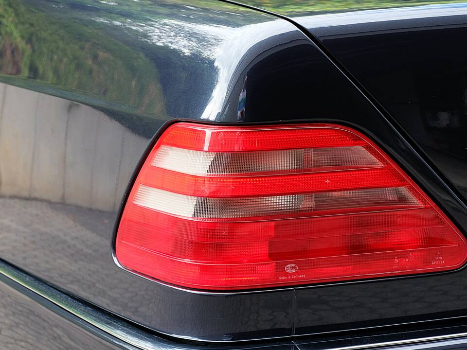 Image 20/70 de Mercedes-Benz CL 500 (1997)