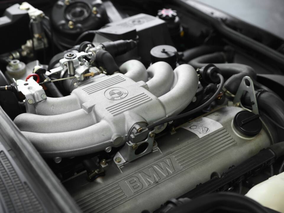 Bild 48/50 von BMW Z1 Roadster (1991)