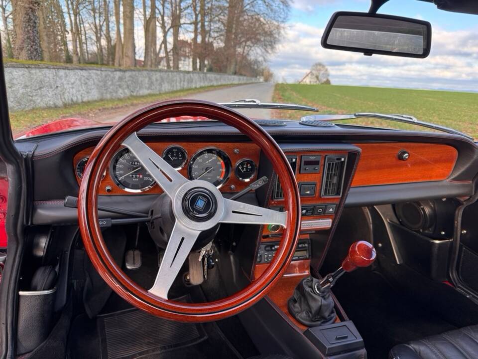 Afbeelding 74/100 van FIAT 124 Pininfarina Spidereuropa (1982)