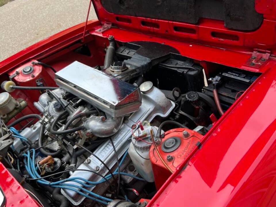 Afbeelding 2/21 van Triumph Stag (1974)
