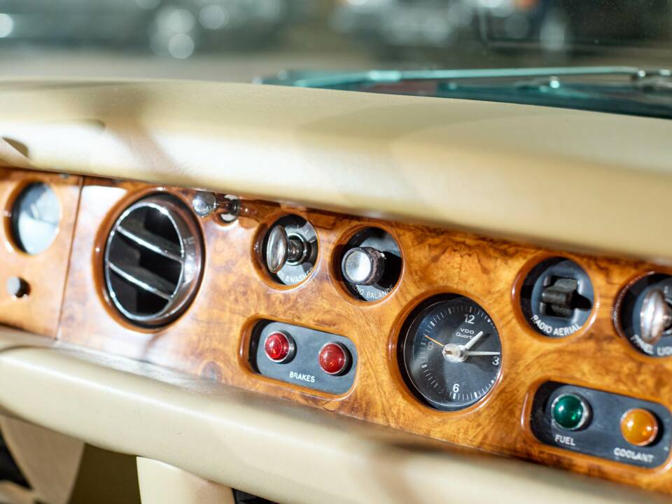 Image 46/62 of Rolls-Royce Silver Shadow I (1969)