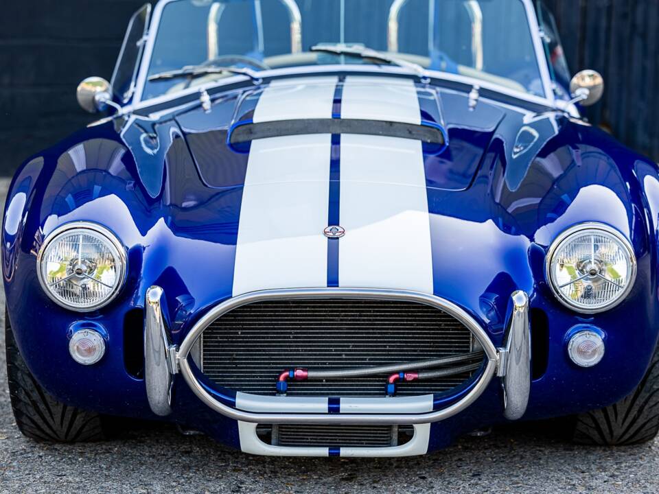 Image 30/50 of Dax Cobra (2005)