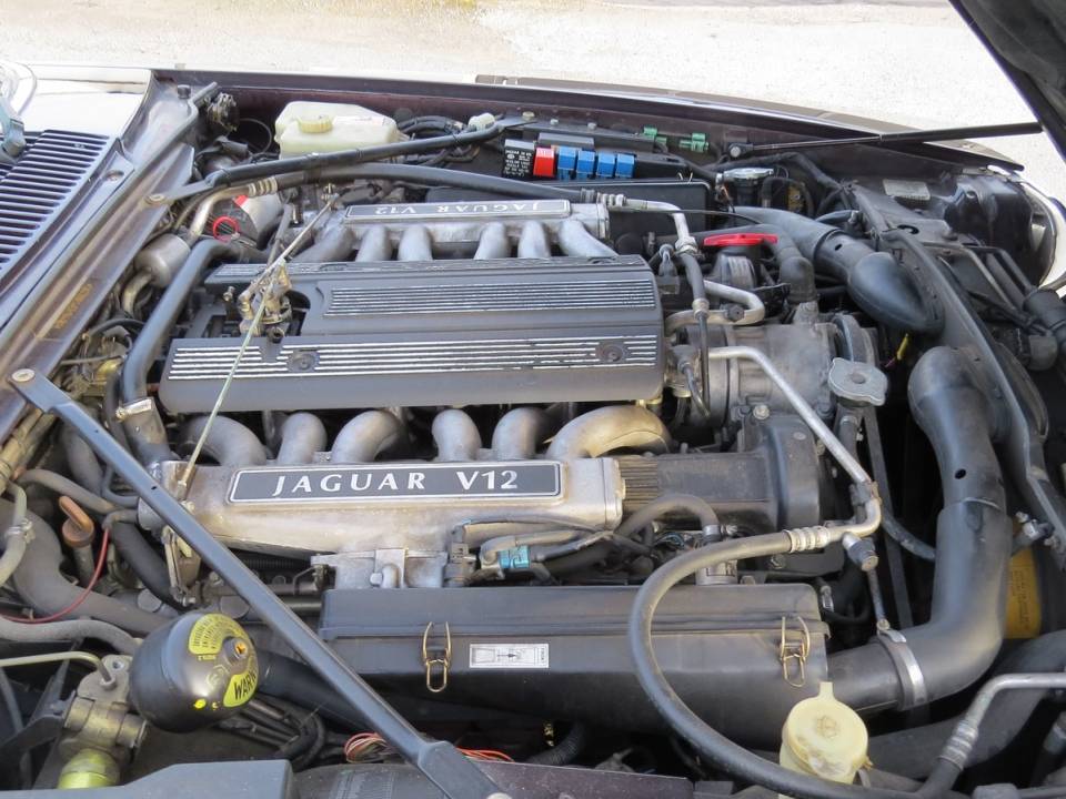 Imagen 49/50 de Jaguar XJS 6.0 (1995)